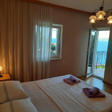 Marin Apartment *
